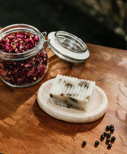Rose Geranium & Juniper Berry